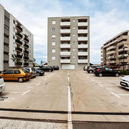Appartement Apartman Martina à Zadar Extérieur photo